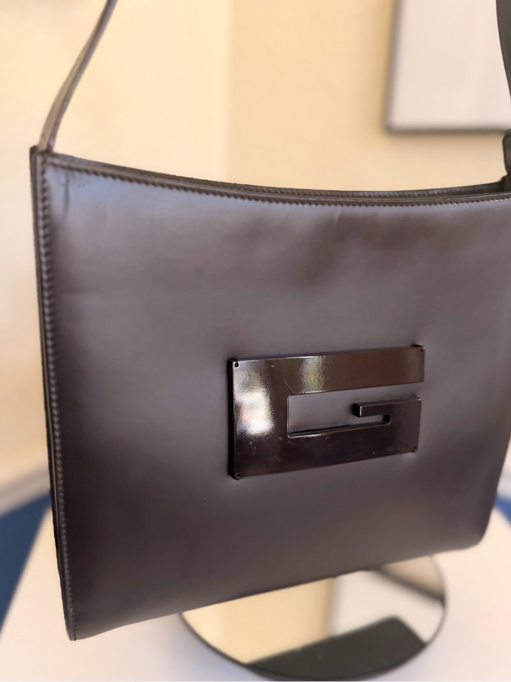 Gucci Tom Ford Era Lacquered Square G Leather Bag - Picture 4 of 15